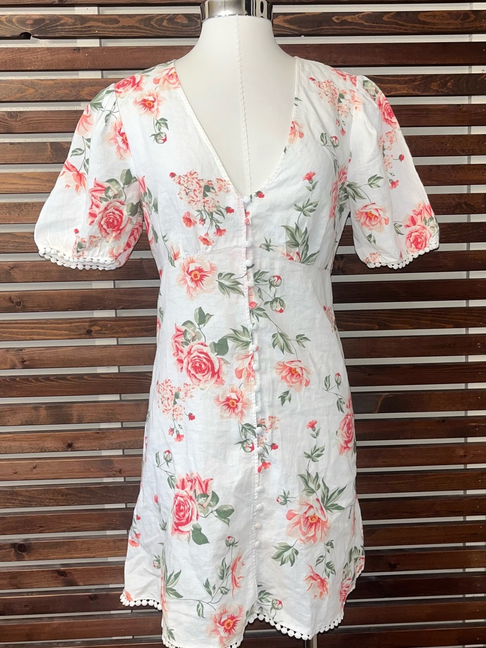 NWT Zara White Linen & Cotton Floral Pink Green Short Romance Dress - M / $49.90
